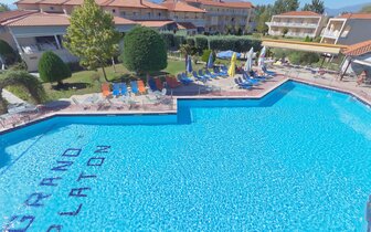 Letecký zájazd CK Turancar-Paralia-Hotel Grand Platon-bazén a budova hotela