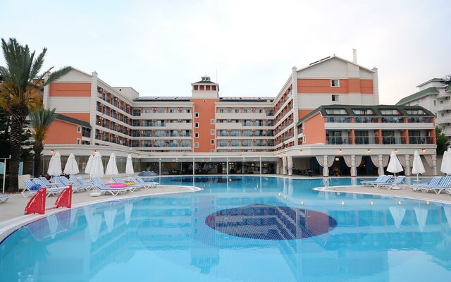 Insula Resort - hotel s bazénom - letecký zájazd CK Turancar - Turecko, Konakli