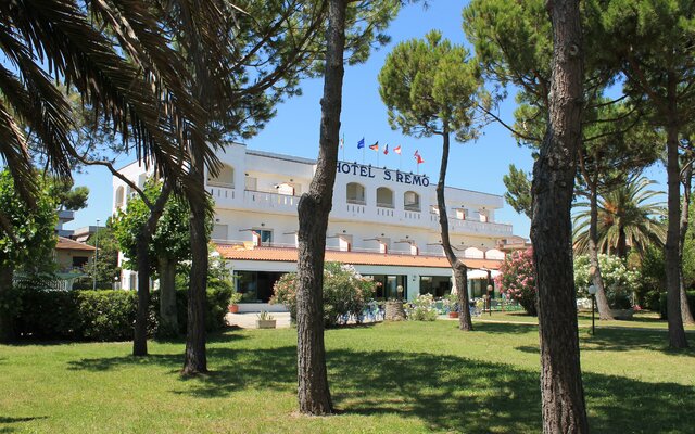 Hotel San Remo - autobusový zájazd CK Turancar (San Benedetto del Tronto - Palmová riviéra)