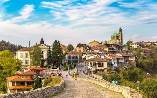 Poznávací zájazd s kombinovanou dopravou Bulharsko Veliko Tarnovo