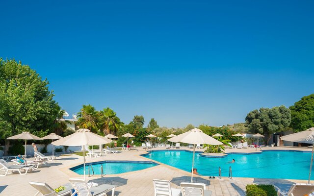 Hotel Happy Days - hotel s bazénom - letecký zájazd CK Turancar (Rodos, Theologos)