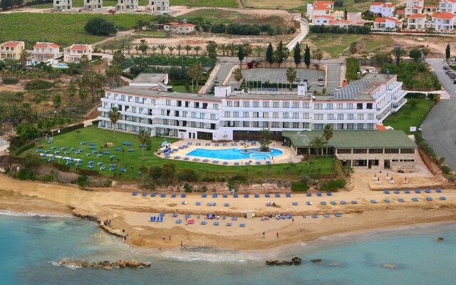 Corallia Beach Hotel Apartments