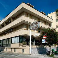 Hotel Solarium - hotel - zájazd vlastnou dopravou CK Turancar - Taliansko - San Benedetto del Tronto - Palmová riviéra
