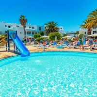 Bluebay Lanzarote - bazén - letecký zájazd od CK Turancar - Lanzarote, Costa Teguise