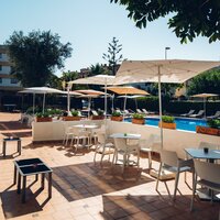 Hotel THB Dos Playas - bazén - letecký zájazd CK Turancar - Malorka, Cala Ratjada