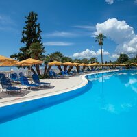 Hotel Sunshine Club - bazén - letecký zájazd CK Turancar - Korfu, Nissaki