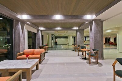 Minos Hotel - lobby - letecký zájazd CK Turancar - Kréta, Rethymno
