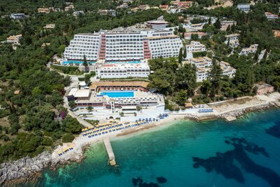 Hotel Sunshine Club - pláž - letecký zájazd CK Turancar - Korfu, Nissaki