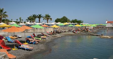 Hotel Eri Beach & Village - pláž - letecký zájazd CK Turancar - Kréta, Hersonissos