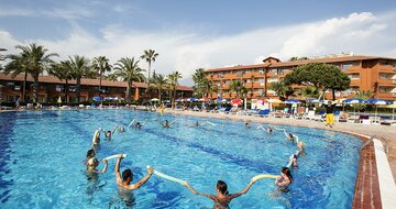 Hotel Club Turtas Beach - bazén - letecký zájazd CK Turancar - Turecko Konakli