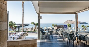 Hotel Porto Platanias Beach - plážový bar - letecký zájazd CK Turancar - Kréta, Platanias