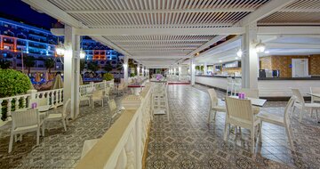 Diamond Premium Hotel & Spa - pool bar - letecký zájazd CK Turancar - Turecko, Titreyengöl 