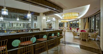 Diamond Premium Hotel & Spa - Petit bar - letecký zájazd CK Turancar - Turecko, Titreyengöl