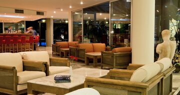 Minos Hotel - lobby bar - letecký zájazd CK Turancar - Kréta, Rethymno