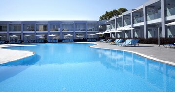 Hotel Sunshine Rhodes-bazén-letecký zájazd CK Turancar-Rodos